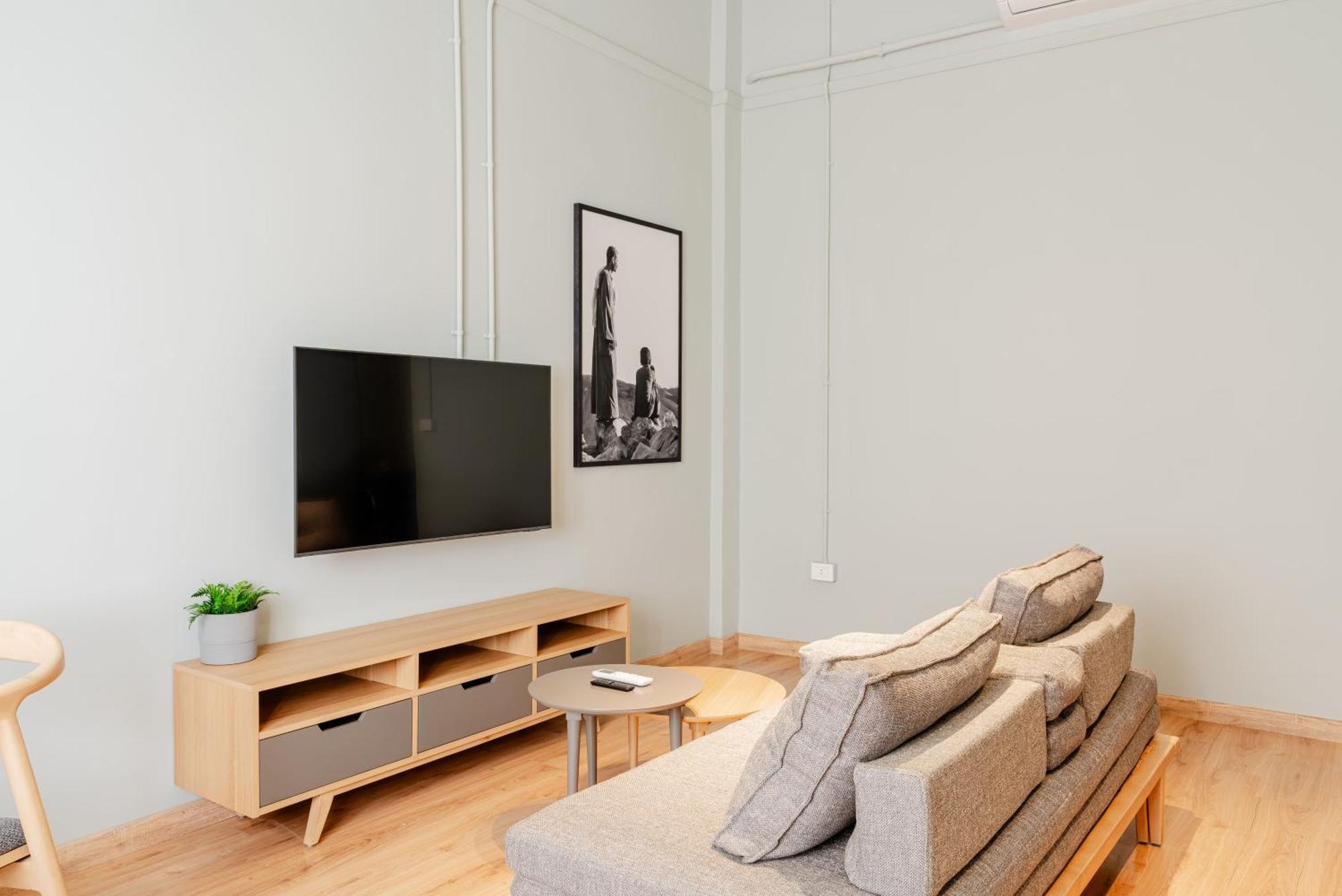 Grey L Studio Apartments Downtown Alexandria Menasce House Extérieur photo
