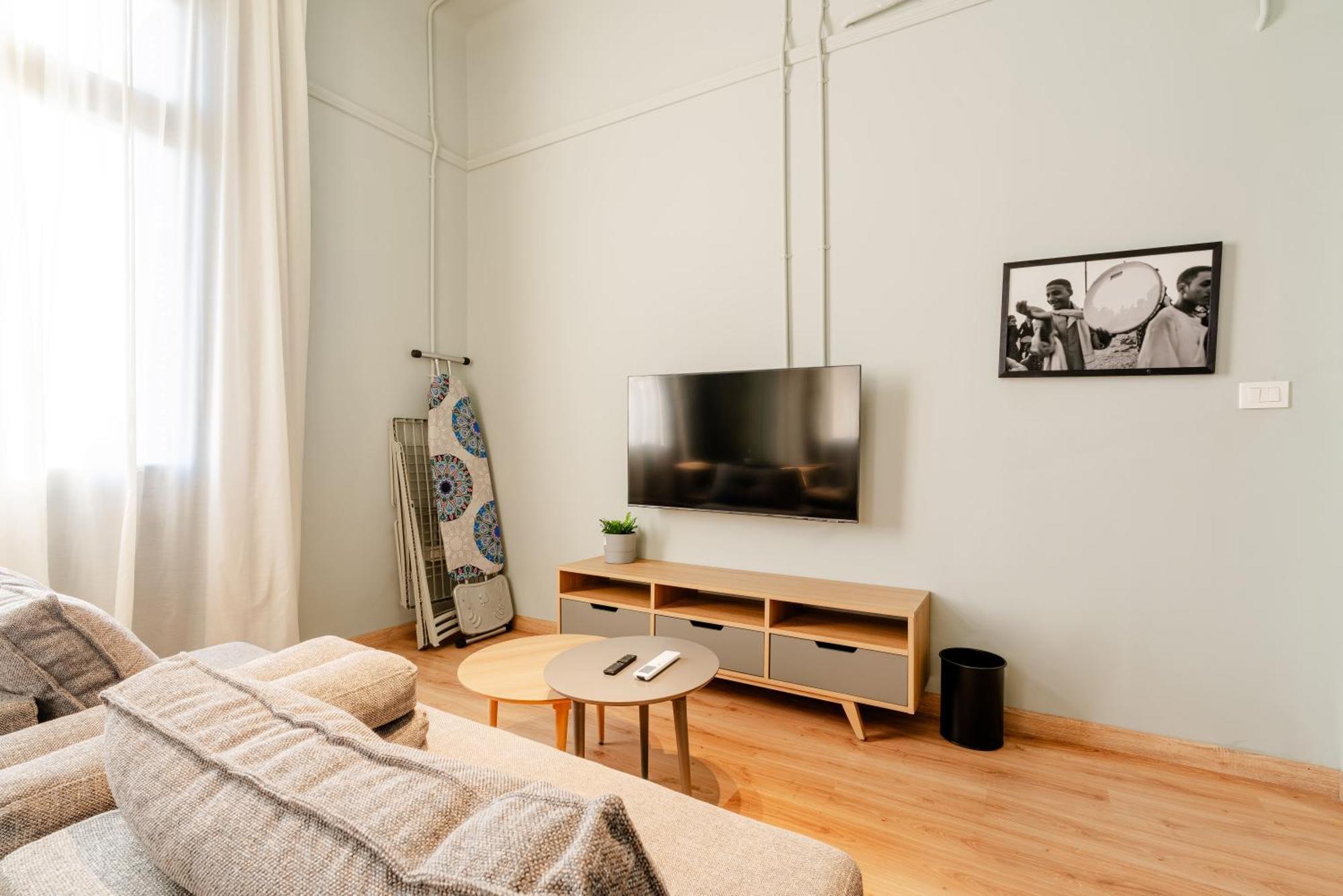 Grey L Studio Apartments Downtown Alexandria Menasce House Extérieur photo