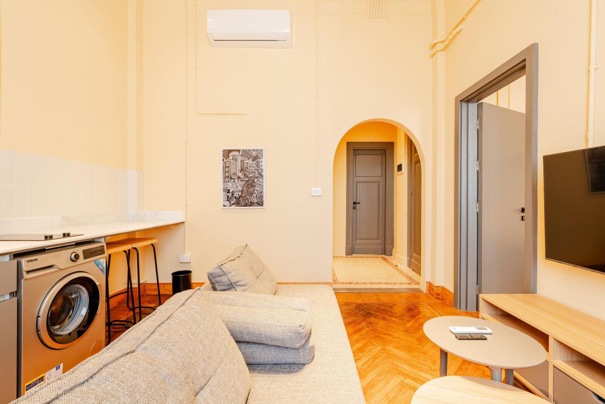 Grey L Studio Apartments Downtown Alexandria Menasce House Extérieur photo